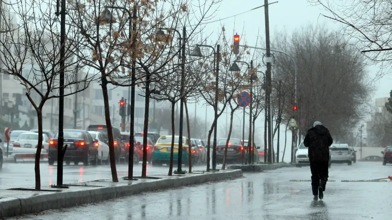 توقعات طقس الأردن: انخفاض الحرارة وصقيع في المرتفعات وأمطار متفرقة يوم الخميس